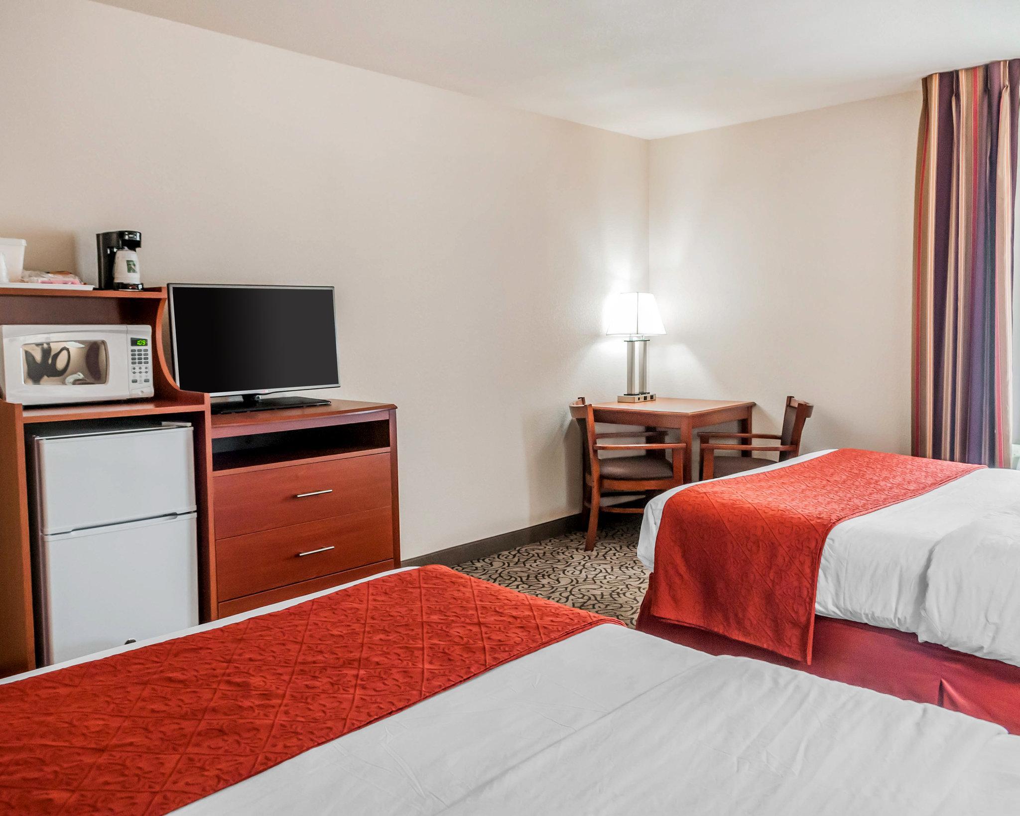 Comfort Inn & Suites Pueblo Ngoại thất bức ảnh