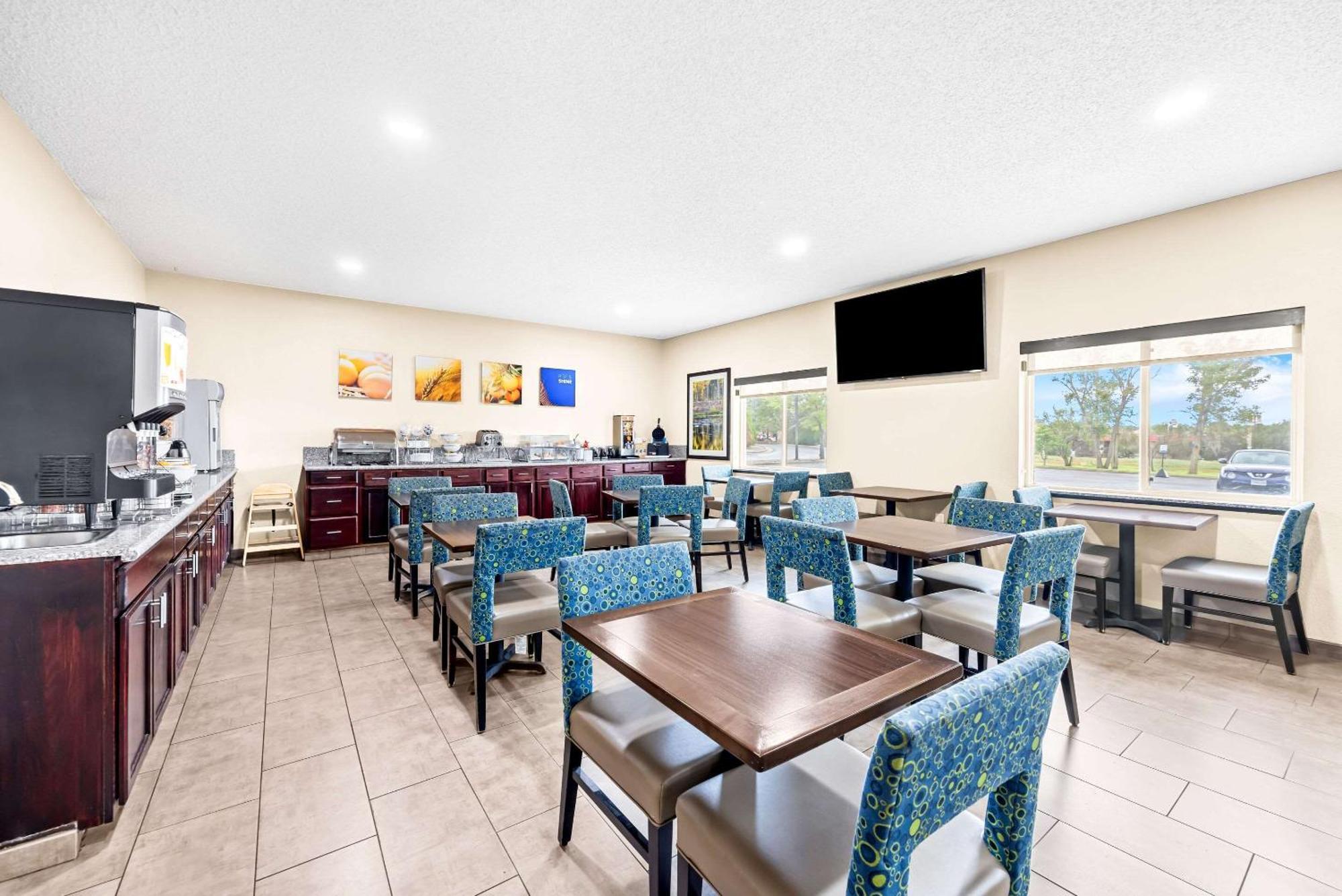 Comfort Inn & Suites Pueblo Ngoại thất bức ảnh