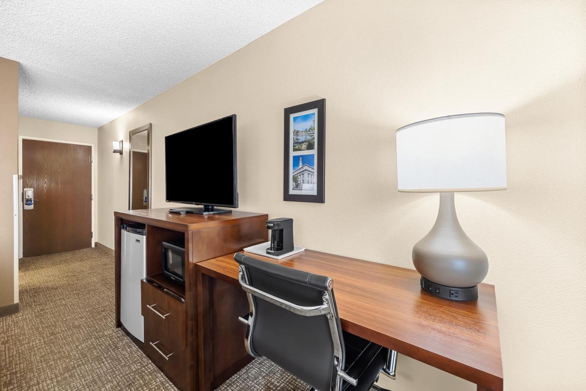 Comfort Inn & Suites Pueblo Ngoại thất bức ảnh