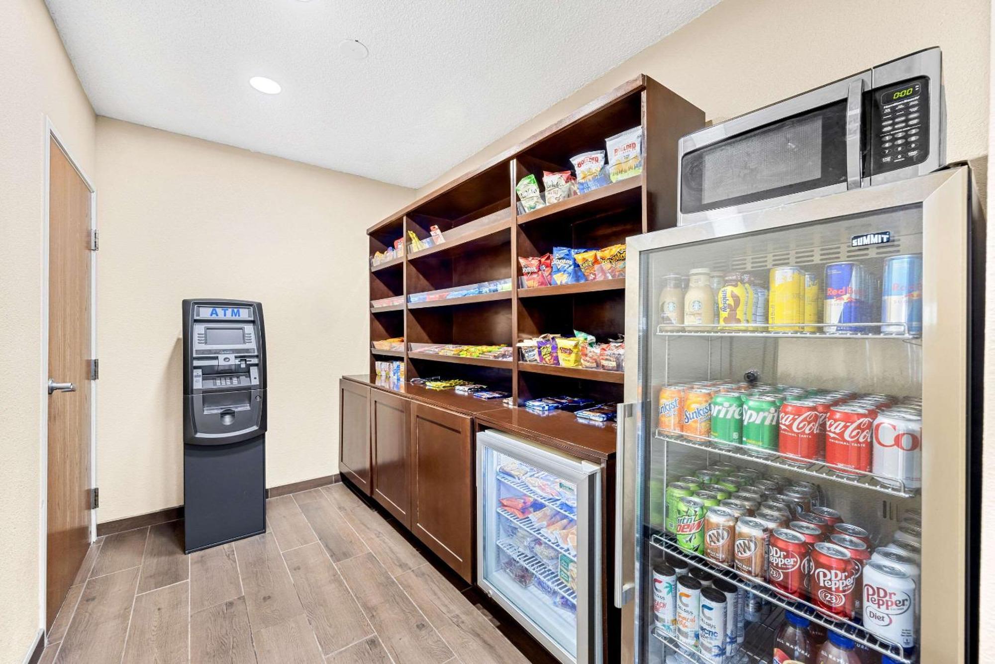 Comfort Inn & Suites Pueblo Ngoại thất bức ảnh