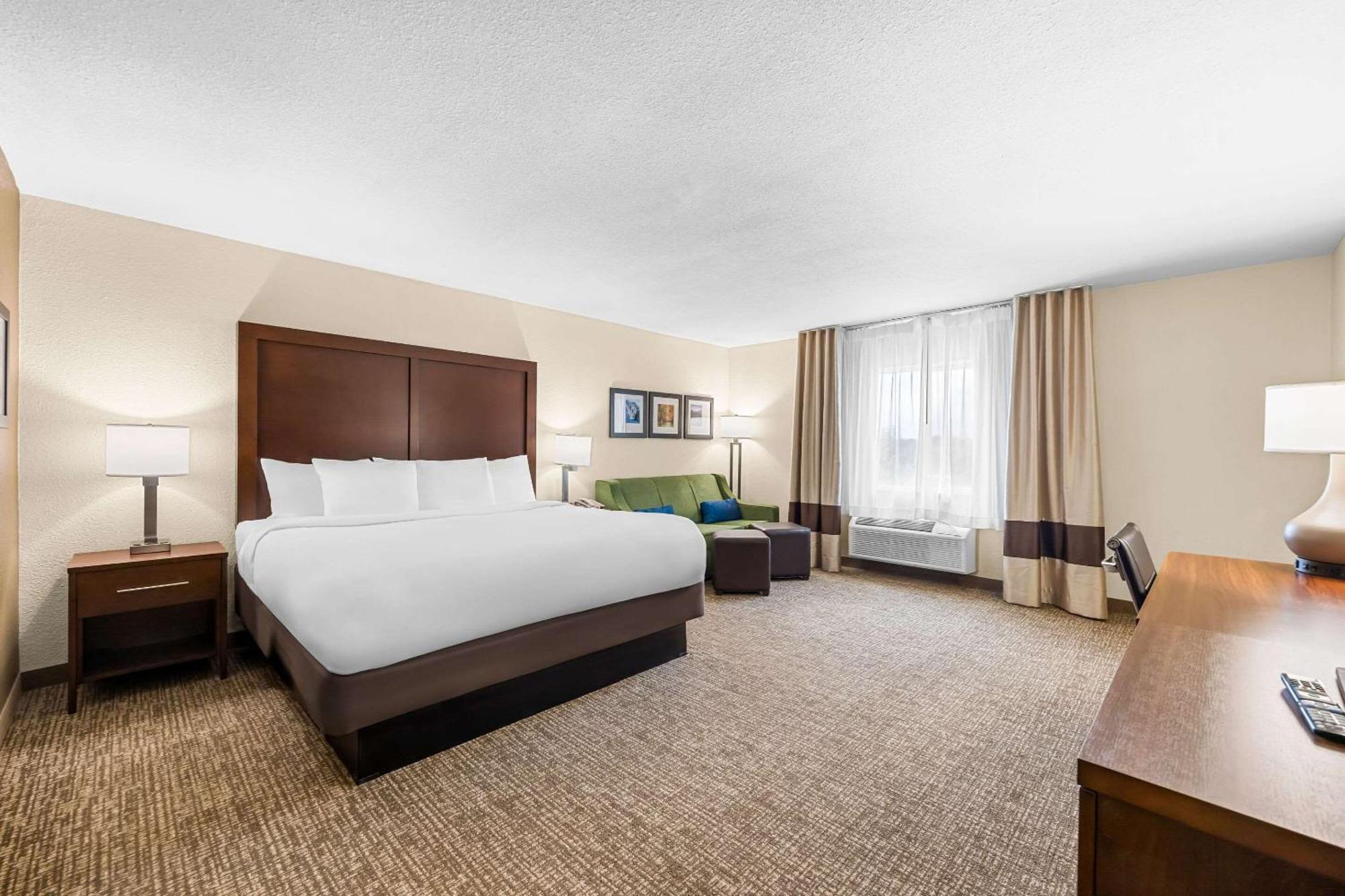Comfort Inn & Suites Pueblo Ngoại thất bức ảnh