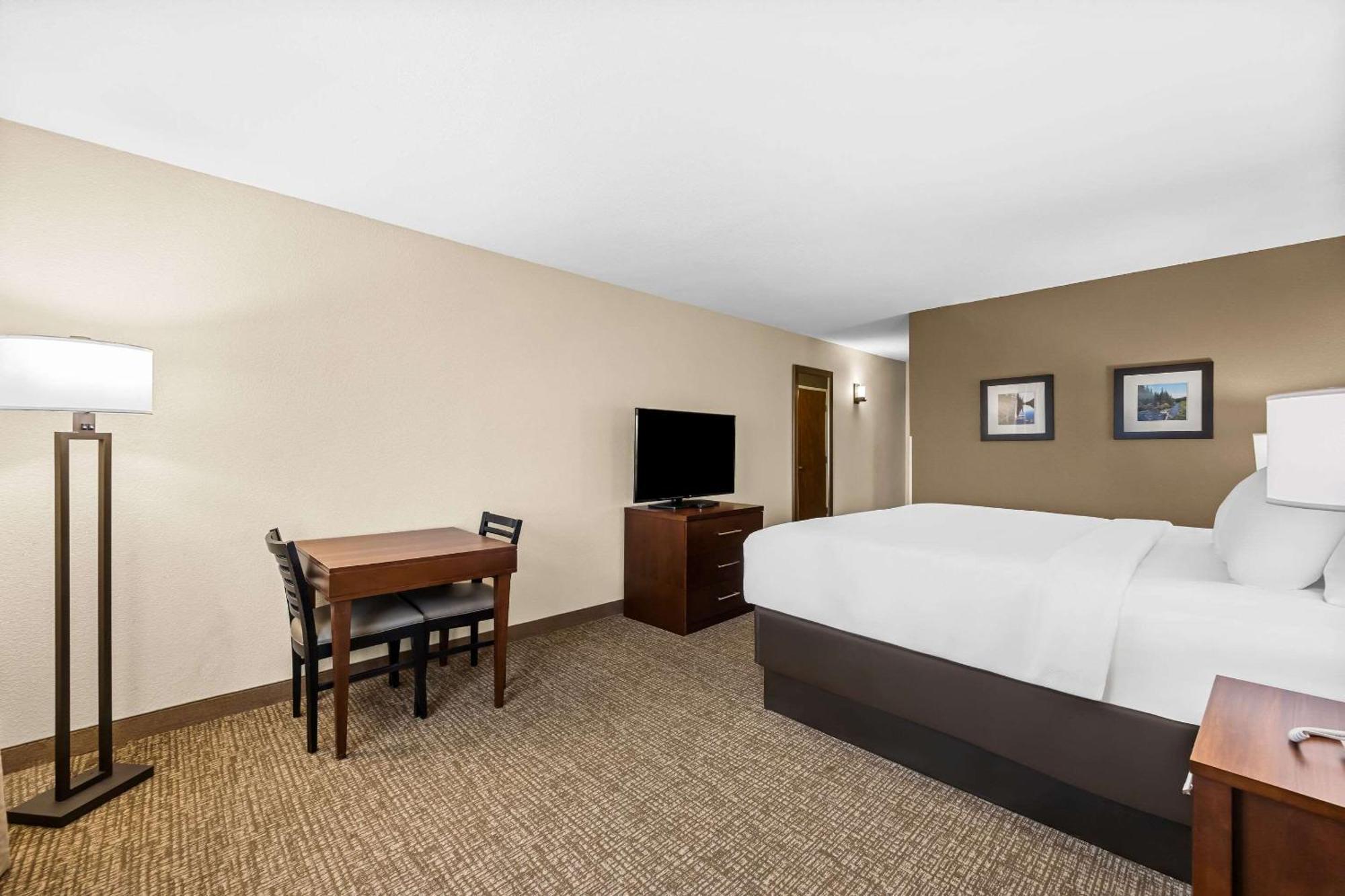 Comfort Inn & Suites Pueblo Ngoại thất bức ảnh