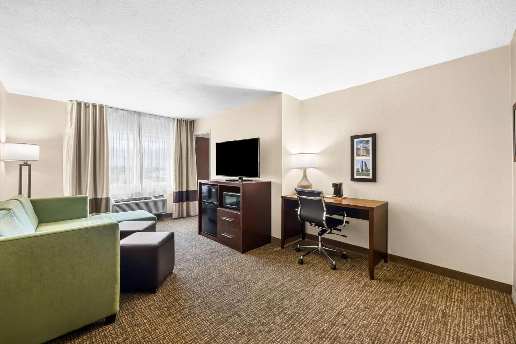 Comfort Inn & Suites Pueblo Ngoại thất bức ảnh