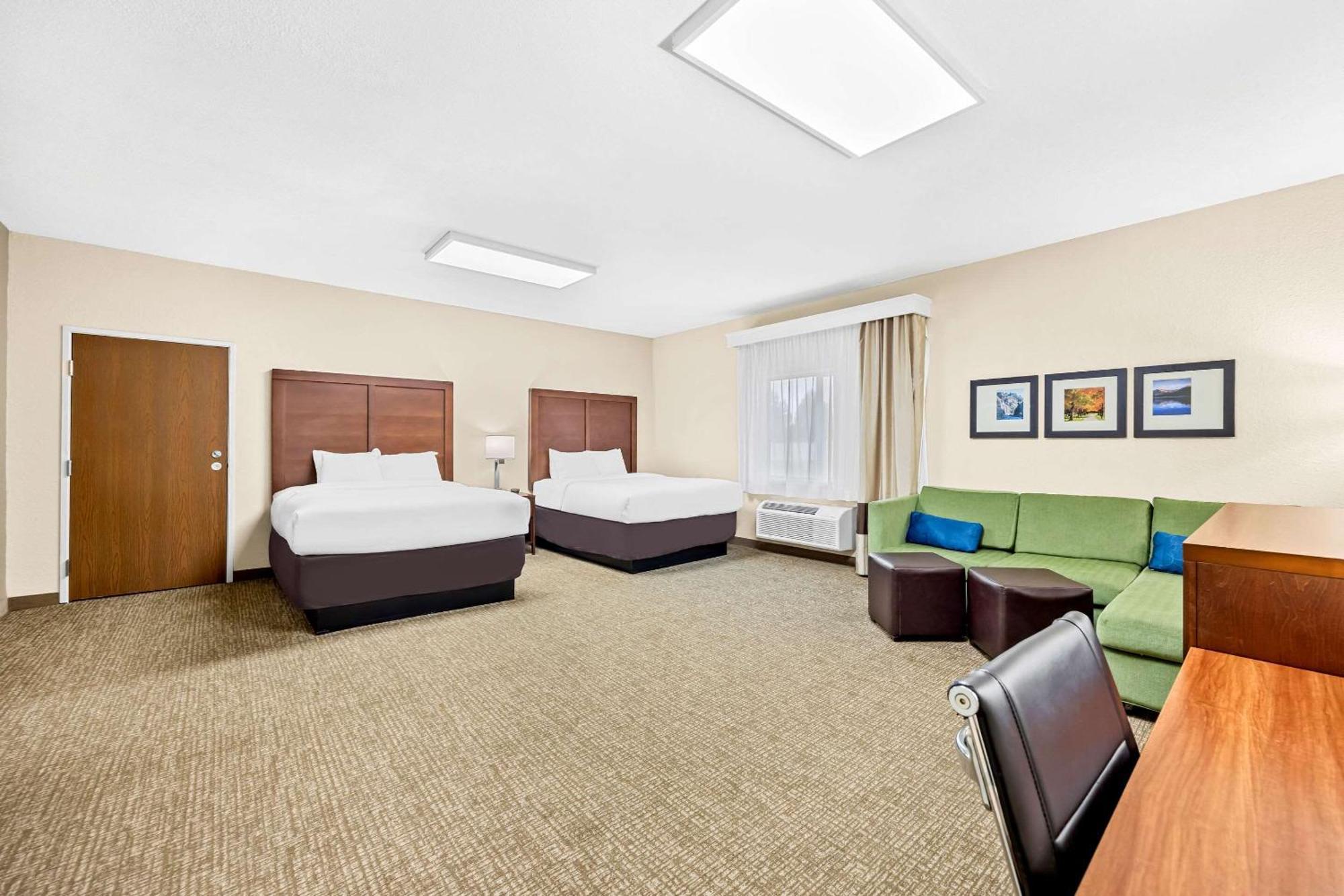 Comfort Inn & Suites Pueblo Ngoại thất bức ảnh
