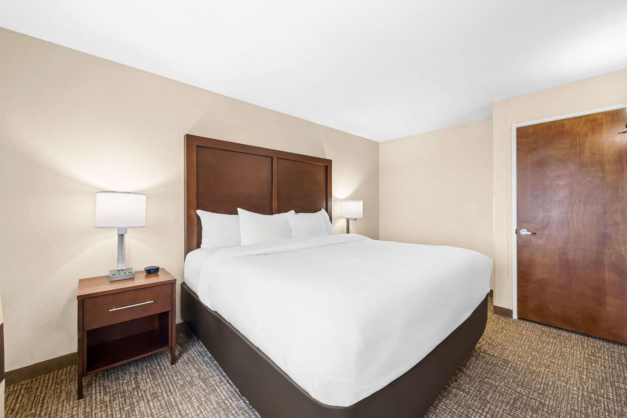 Comfort Inn & Suites Pueblo Ngoại thất bức ảnh