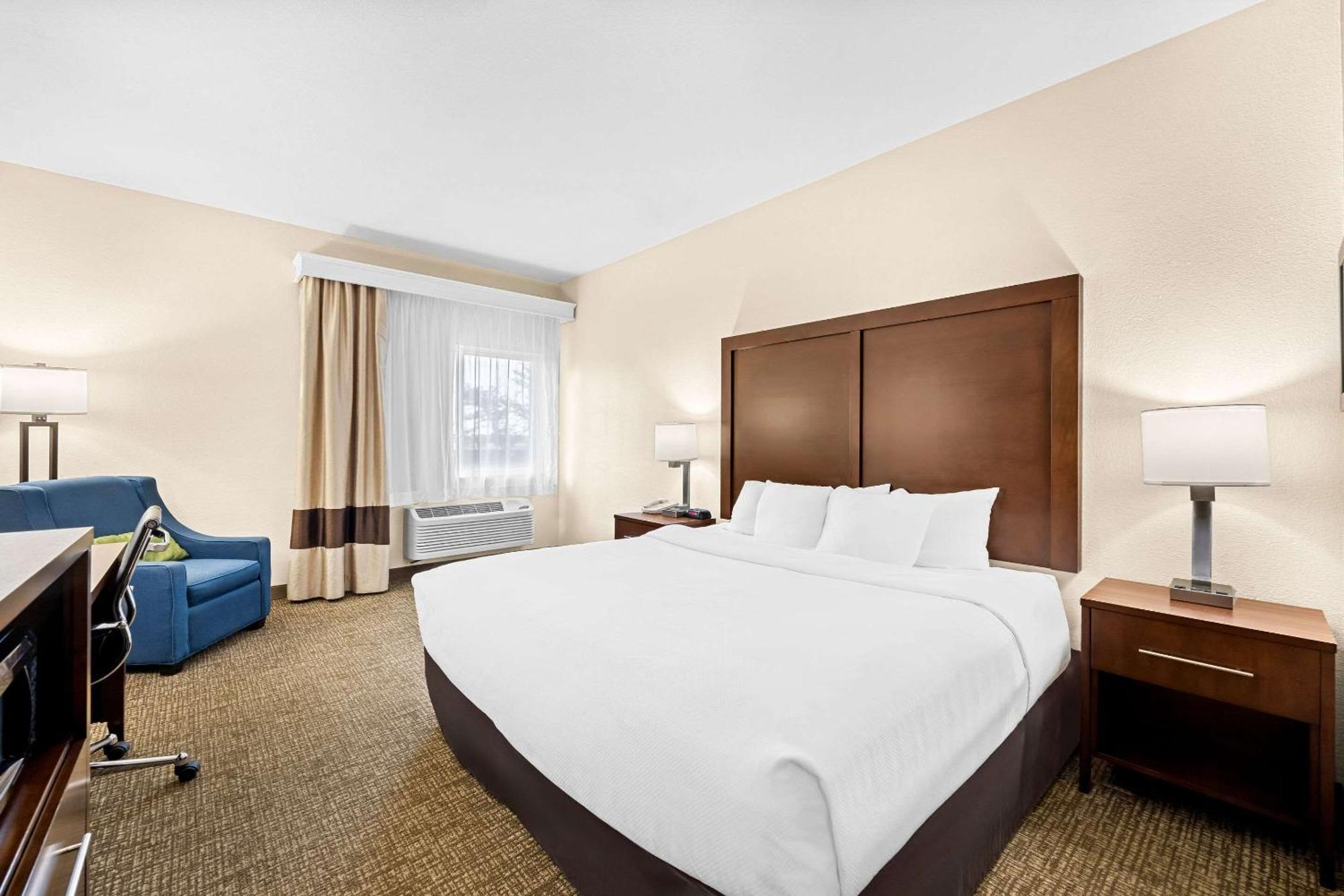 Comfort Inn & Suites Pueblo Ngoại thất bức ảnh