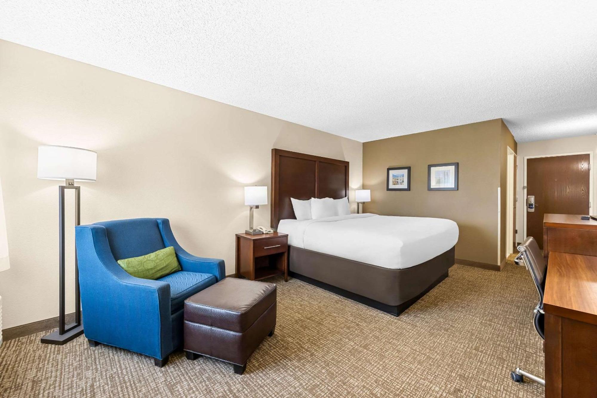 Comfort Inn & Suites Pueblo Ngoại thất bức ảnh